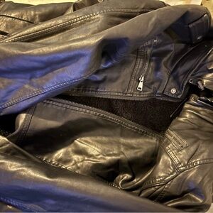 Men's Black Leather Jacket